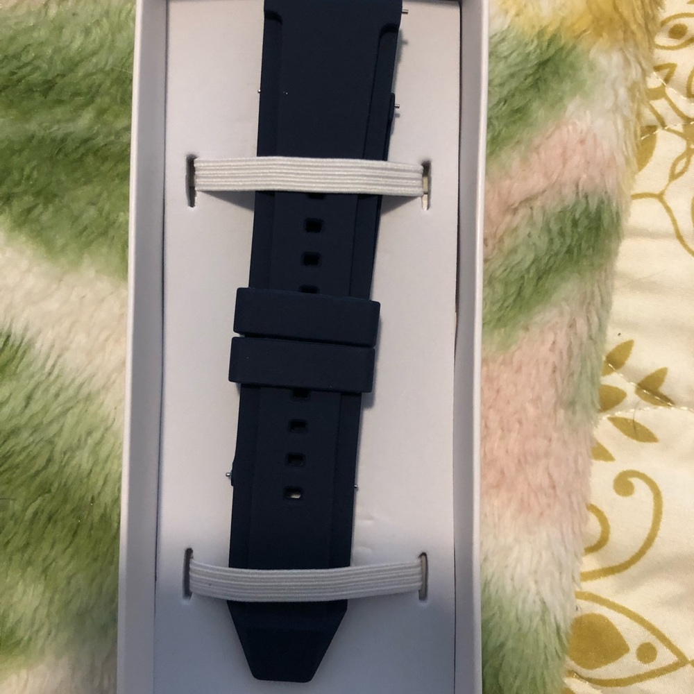 Michael Kors watch band - Picture 7 of 8